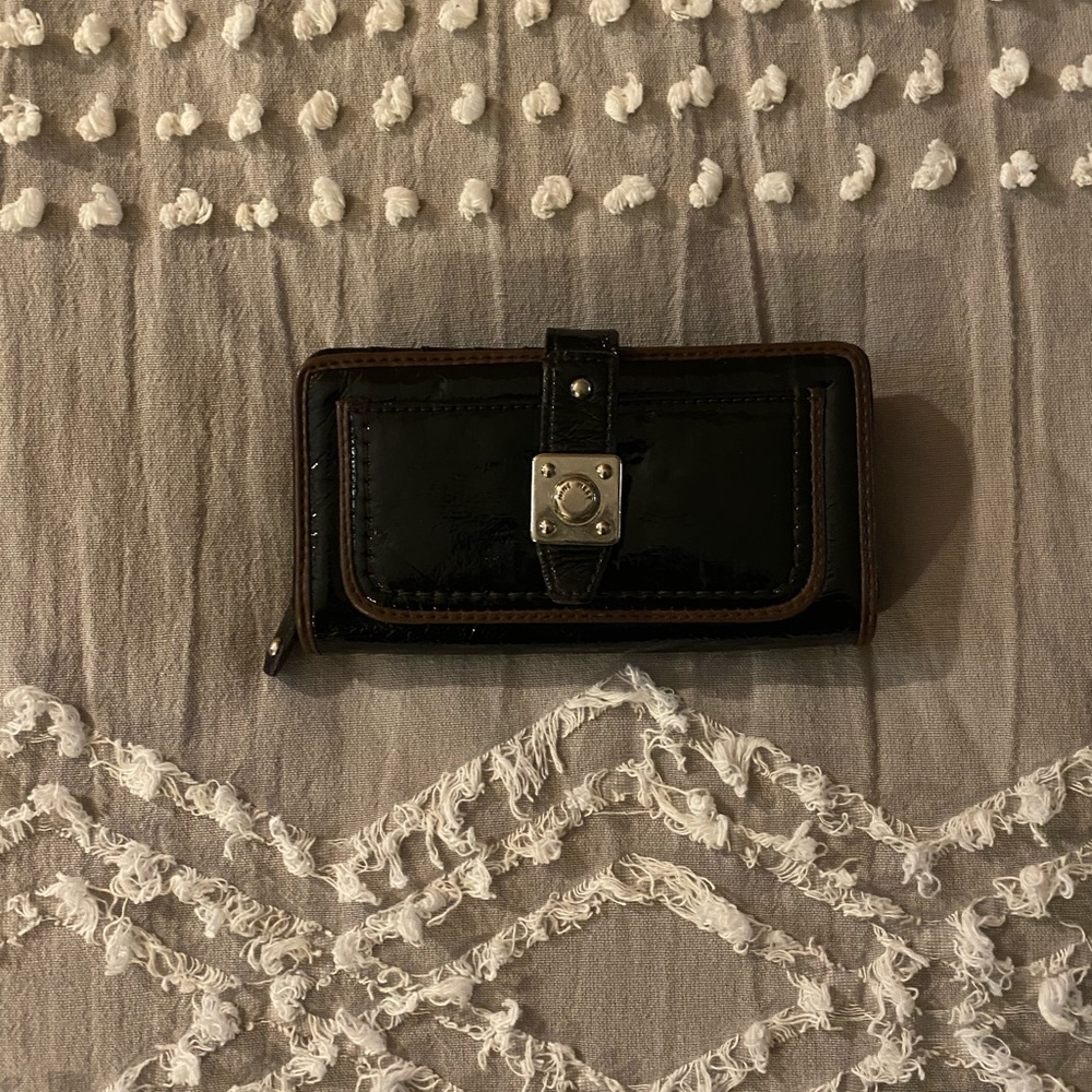 Nine West wallet